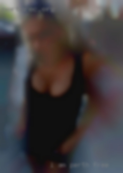 I am tall Perth free slim and  discreet.